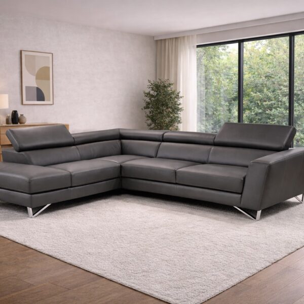 HELADA Аголна гарнитура во кожа е исклучително елегантна и удобна гарнитура за модерните домови кои зрачат со стил и префинетост.