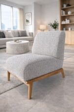 Фотелја IKE во букле материјал ЕКСПОНАТ